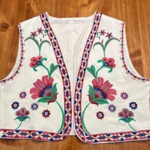 Floral Embroidered Women's Vest - Off White and Multicolor